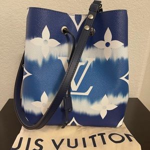 Louis Vuitton NeoNoe Escale Blue MM